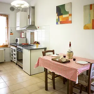 Appartamento Cheap In The Old Village, Colle Val D'Elsa